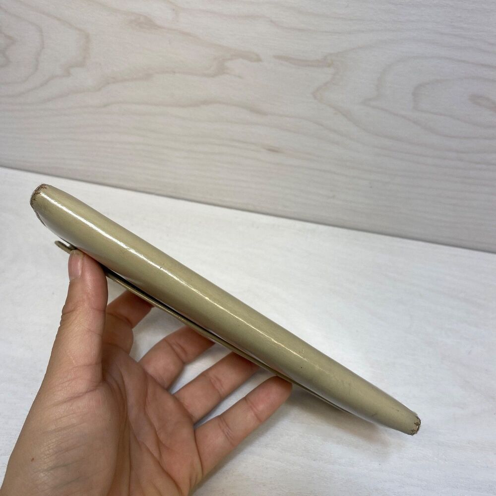 Gucci Bi-Fold Long Womens Wallet GG Monogram Authentic Beige W Gold Clasp - Picture 3 of 16